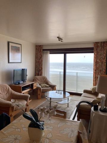 Seagull, Ruim En Volledig Vernieuwd Appartement Met Zeezicht In Westende Middelkerke Eksteriør bilde