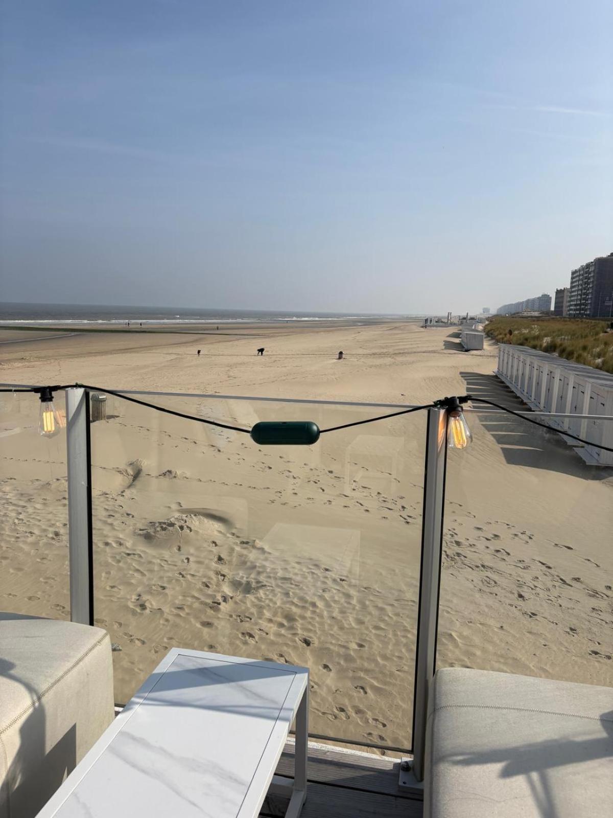 Seagull, Ruim En Volledig Vernieuwd Appartement Met Zeezicht In Westende Middelkerke Eksteriør bilde