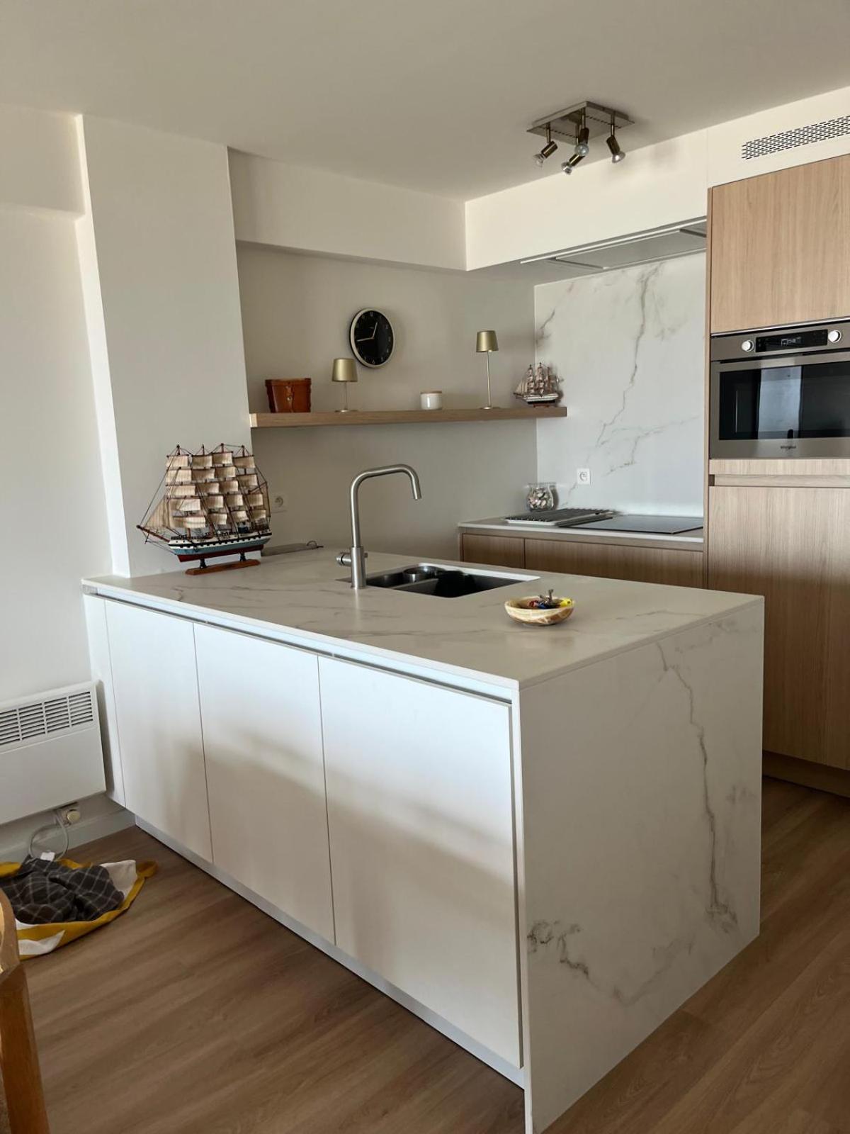 Seagull, Ruim En Volledig Vernieuwd Appartement Met Zeezicht In Westende Middelkerke Eksteriør bilde