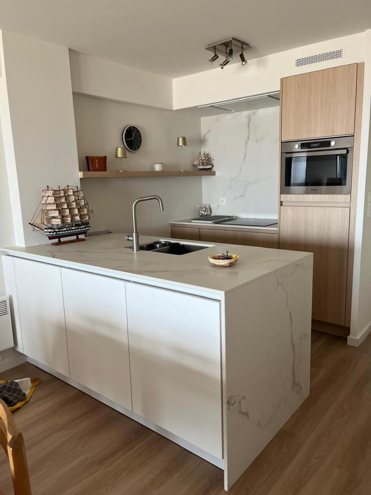 Seagull, Ruim En Volledig Vernieuwd Appartement Met Zeezicht In Westende Middelkerke Eksteriør bilde